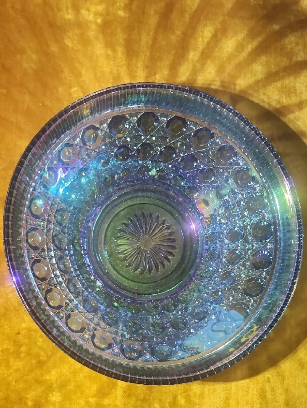 ๐ฅ HOT DEAL Blue Carnival Glass Iridescent Glass Bowl -Indiana Glass - Picture 2 of 9